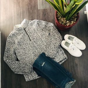 Sherpa Pull Over Sweater (M/L)